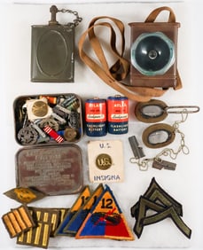 WORLD WAR II U.S. G.I. PERSONAL EFFECTS (36)