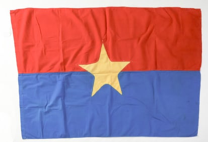 VIET CONG FLAG CAPTURED BY AN AMERICAN HELICOPTER PILOT