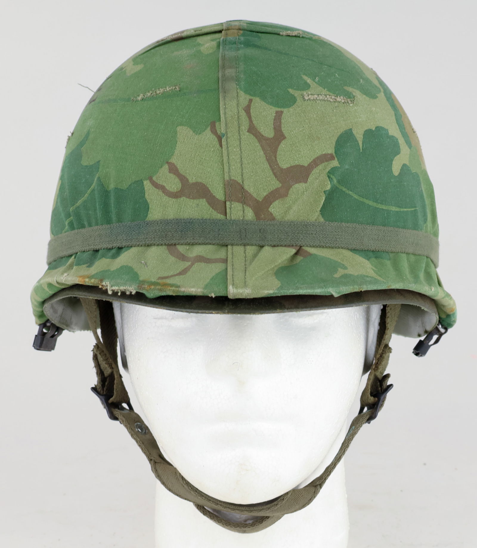 AMERICAN M1 HELMET (1 of 15)