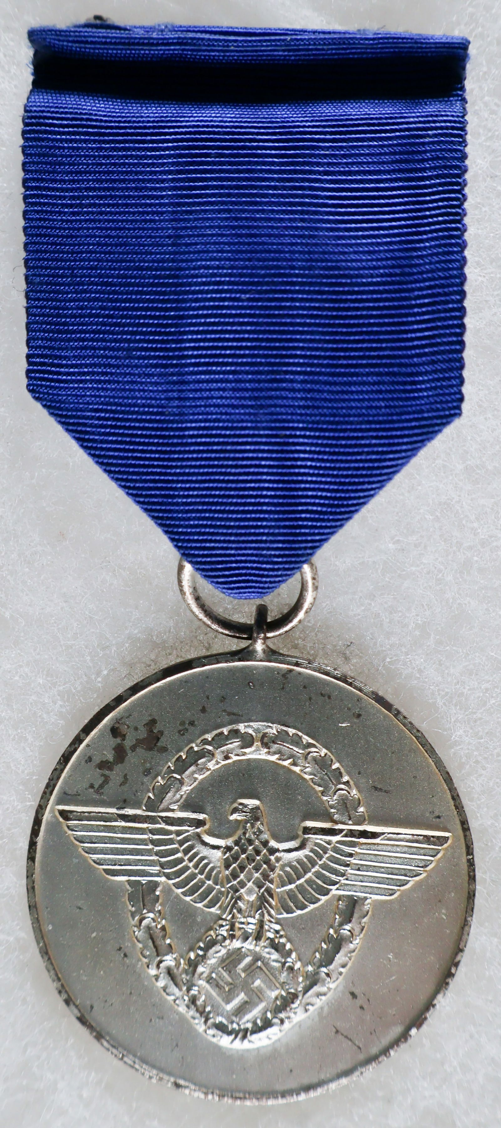 GERMAN POLICE 8-YEAR LONG SERVICE MEDAL (1 of 2)