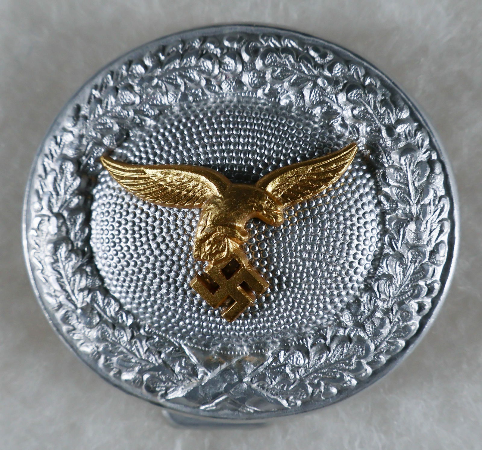 LUFTWAFFE OFFICER'S BELT BUCKLE (1 of 3)