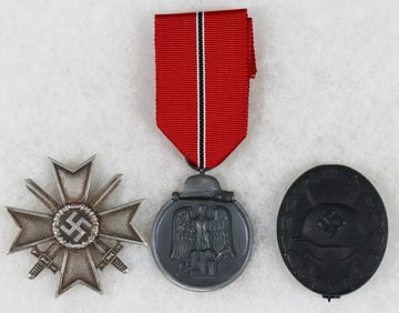 THIRD REICH COMBAT AWARDS (3)