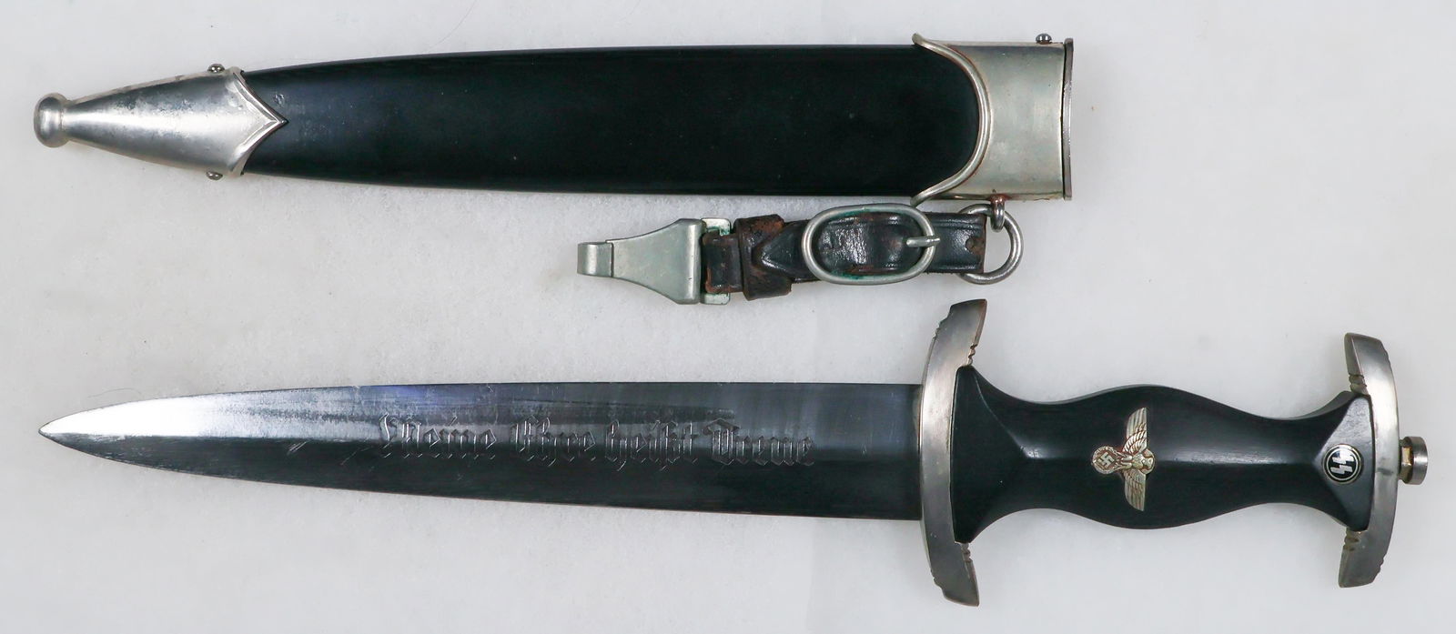 SS DAGGER BY GOTTLIEB HAMMESFAHR (1 of 8)