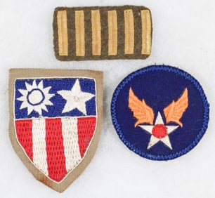 (DOOLITTLE MISSION) NAVIGATOR CARL R. WILDNER'S WARTIME INSIGNIA (3)