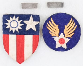 (DOOLITTLE MISSION) NAVIGATOR CARL R. WILDNER'S WARTIME INSIGNIA (4)