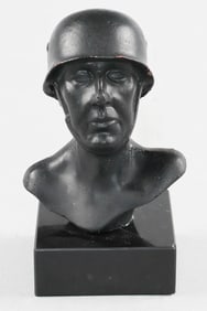 FALLSCHIRMJAGER TABLE BUST