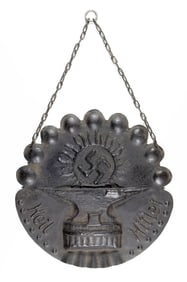 'HEIL HITLER' SUN AND ANVIL WALL PLAQUE
