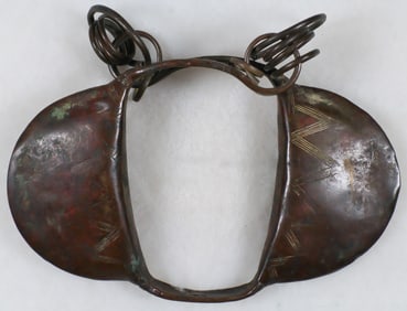 DECORATED SLAVE LEG SHACKLE WITH RATTLES