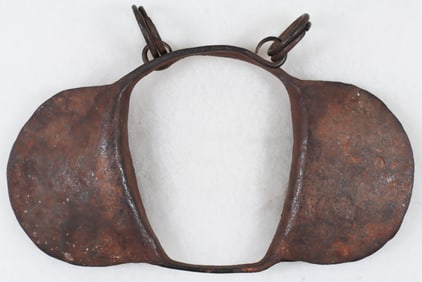 SLAVE LEG SHACKLE WITH RATTLES