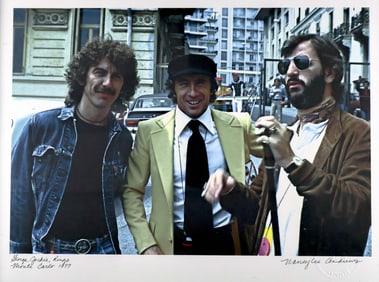 (BEATLES) NANCY LEE ANDREWS SIGNED PHOTO