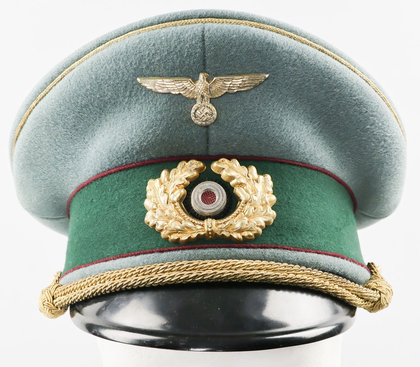 GERMAN JUDICIAL GENERAL'S PEAKED CAP, IDENTIFIED: Excessively rare identified German Judicial General's Peaked Visor Cap, in nearly new condition. The cap bears identification placing it once in the hands of DR. ERNST KANTER, Nazi Judge-General and