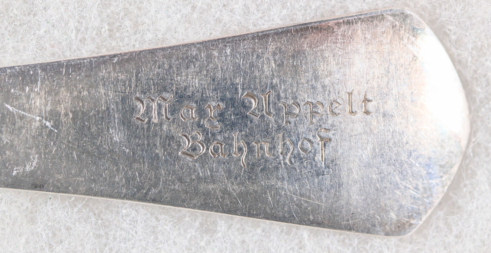 'MAX UPPELT BAHNHOF' TABLEWARE - 4