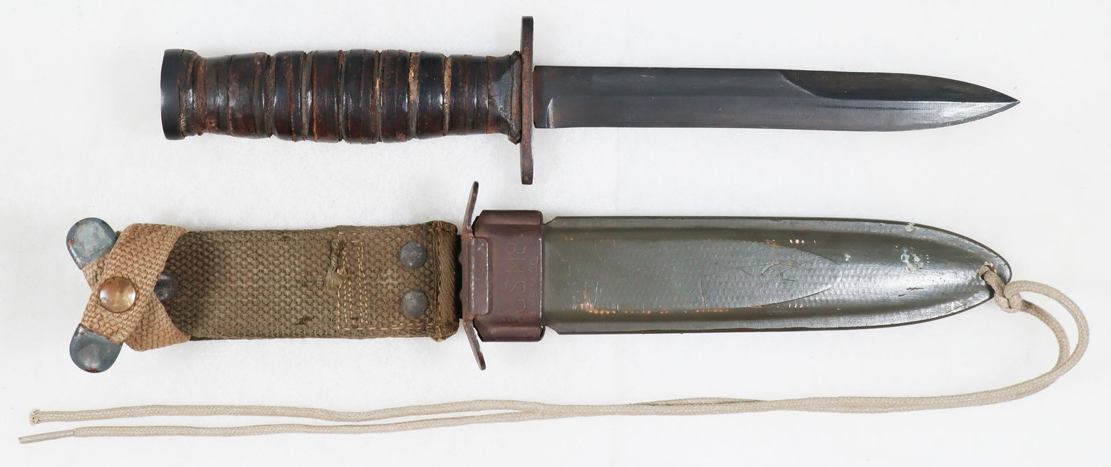 ('BAND OF BROTHERS' 506TH P.I.R.) LT. ROBERT E. HALEY M-3 FIGHTING KNIFE: ROBERT E. HALEY (1919-2004) American military officer in the 101st Airborne Division, a well-rounded student and athlete from Connecticut who served first with the 541st P.I.R., then more famously as