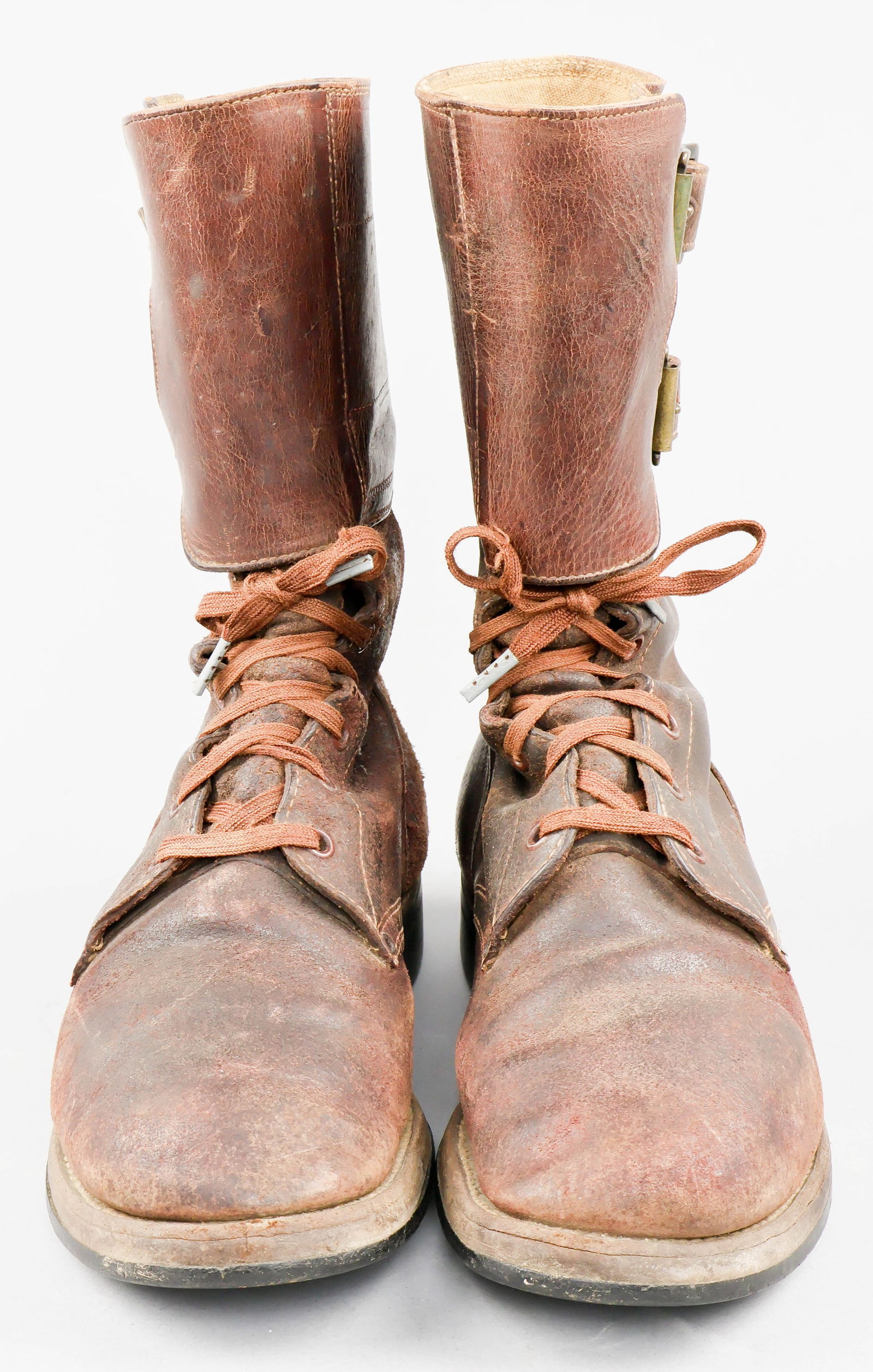 ('BAND OF BROTHERS' 506TH P.I.R.) LT. ROBERT E. HALEY 'MARKET GARDEN' JUMP BOOTS: ROBERT E. HALEY (1919-2004) American military officer in the 101st Airborne Division, a well-rounded student and athlete from Connecticut who served first with the 541st P.I.R., then more famously as