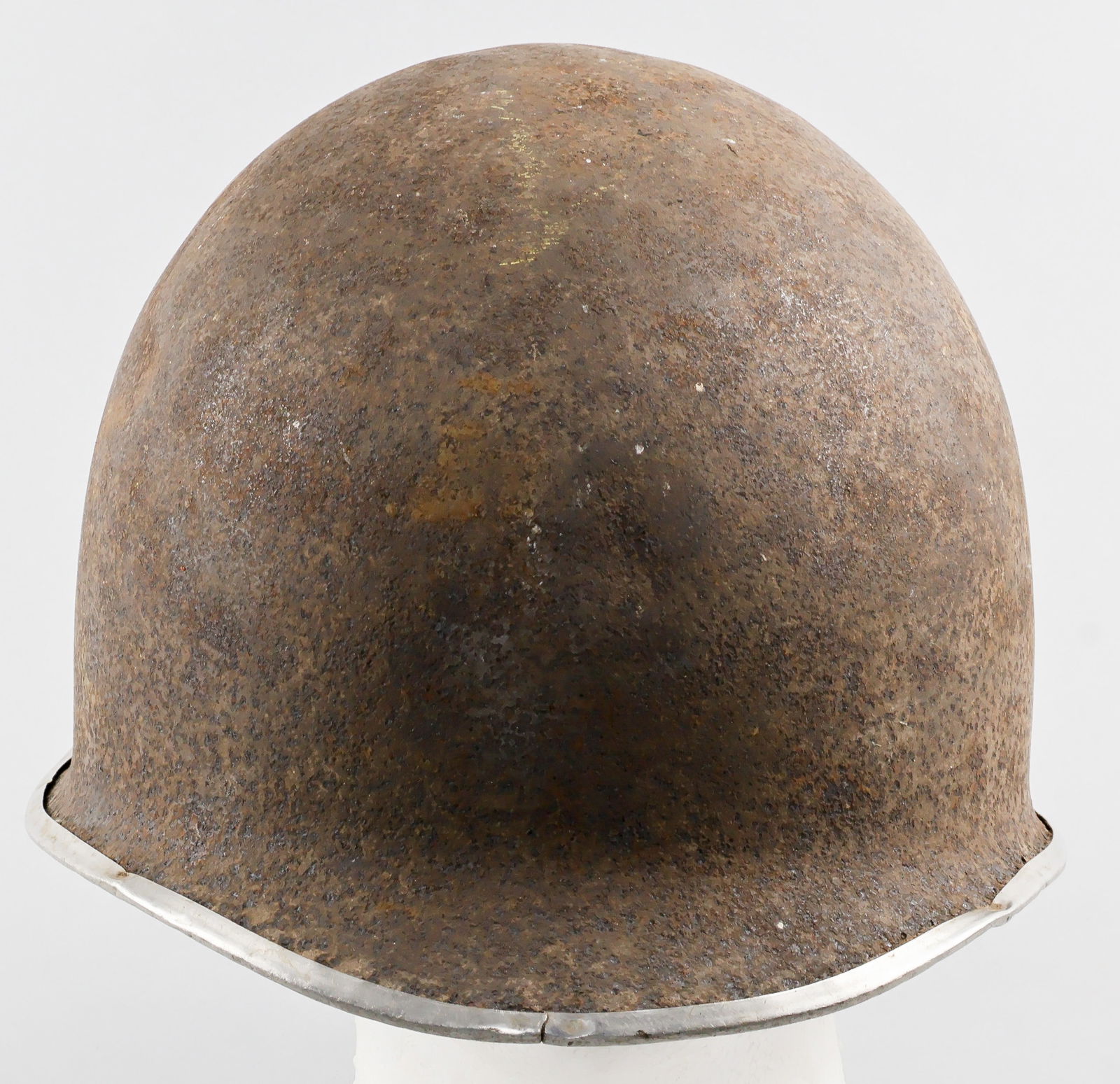 BATTLE OF THE BULGE RELIC U.S. M1 HELMET (1 of 6)