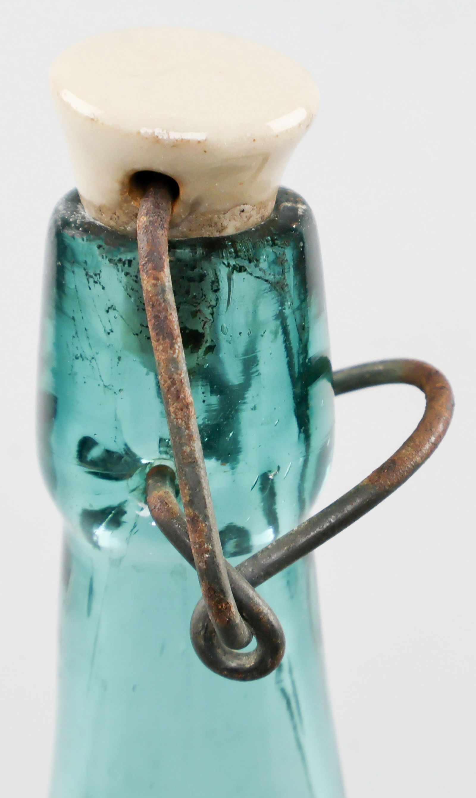 JAPANESE 'ZERO' SAKE BOTTLE - 9