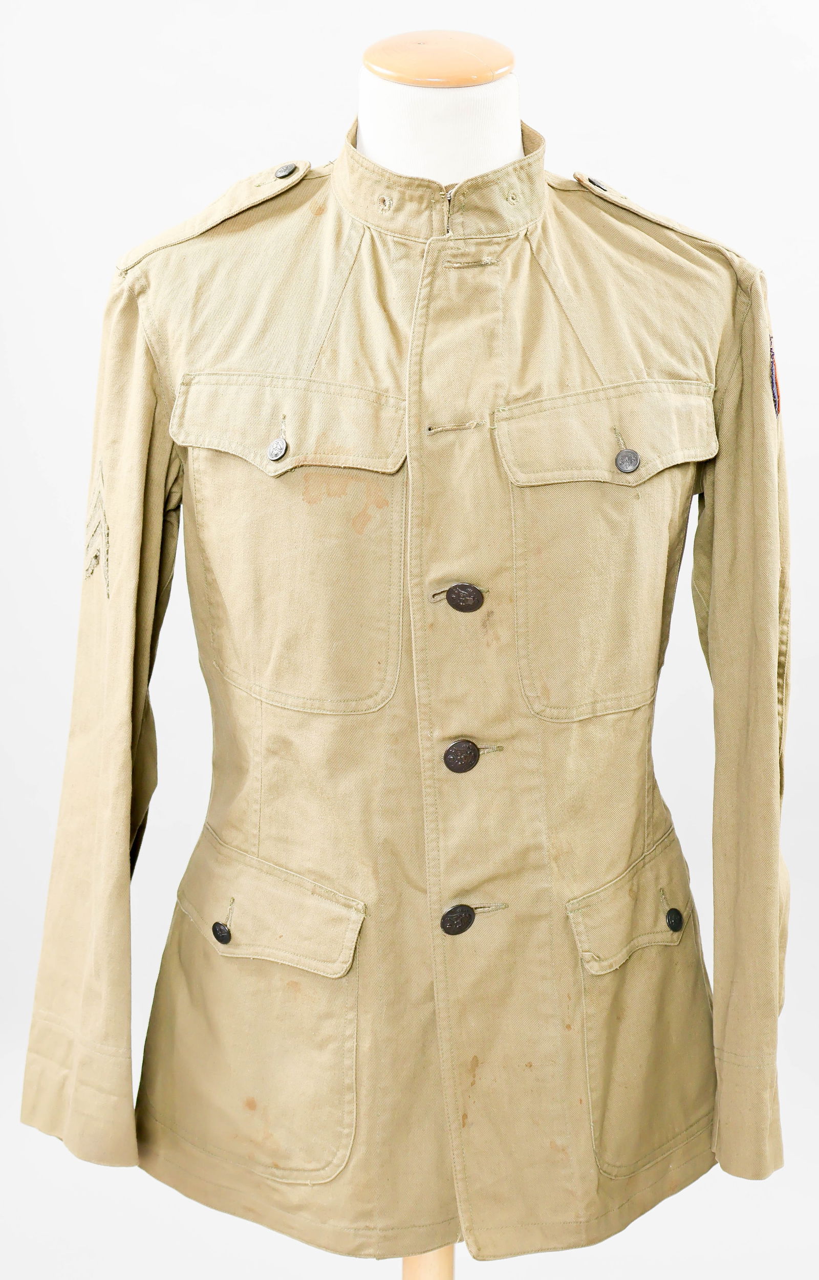 NAMED U.S. ARMY OF OCCUPATION SERGEANT’S UNIFORM TUNIC (1 of 10)