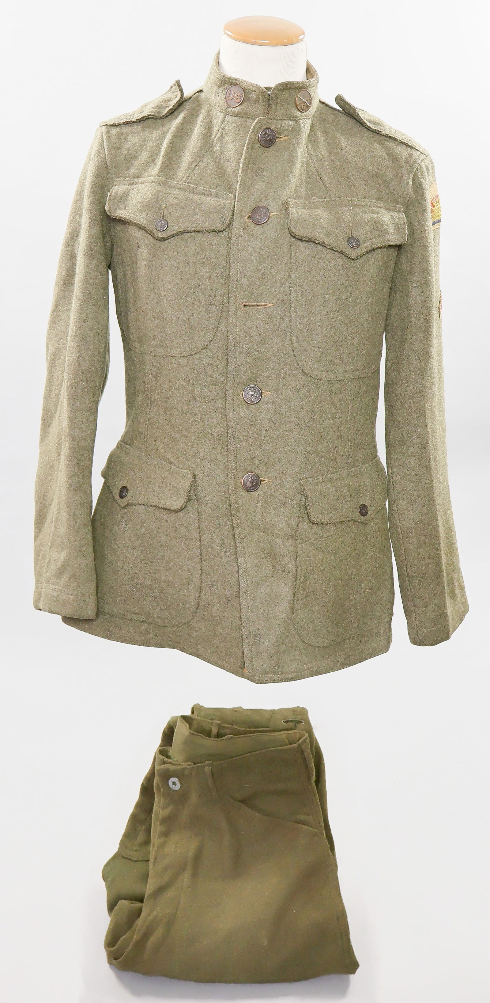 U.S. ARMY 41ST INFANTRY DIVISION UNIFORM (1 of 9)