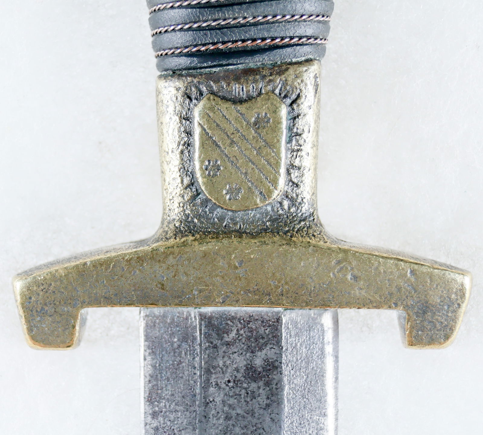 DAGGER WITH DOUBLE-HEADED LION POMMEL - 6