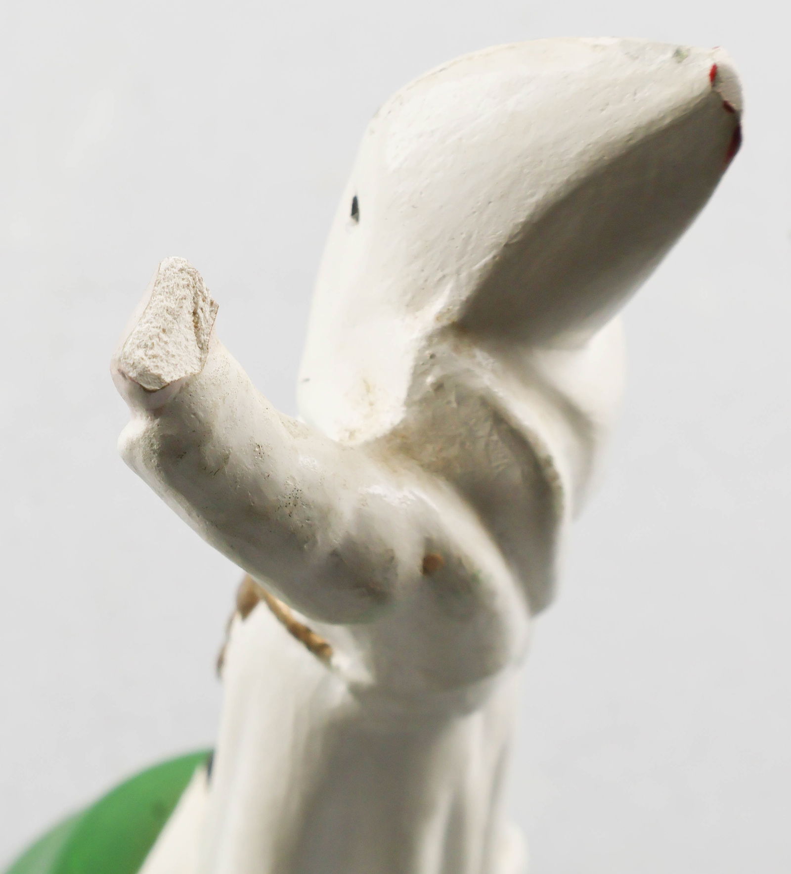 ROBED KLANSMAN STATUE - 7