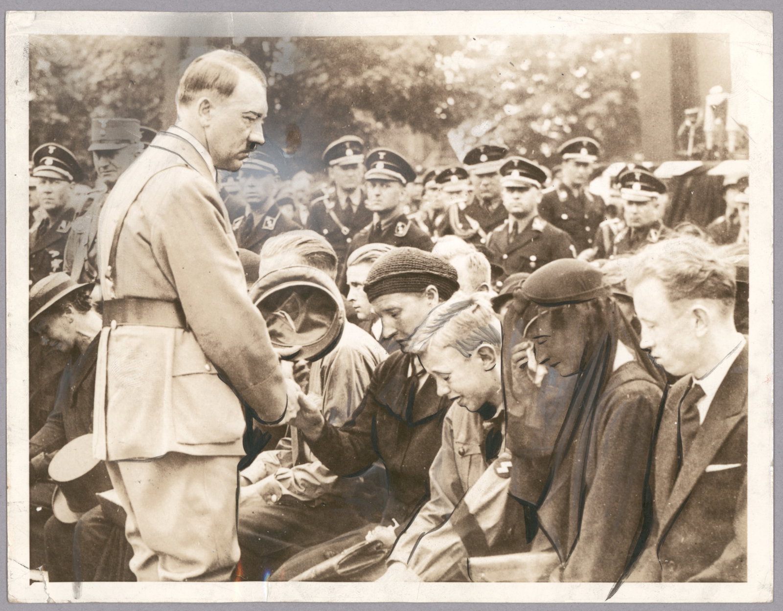 ADOLF HITLER (25) - 2