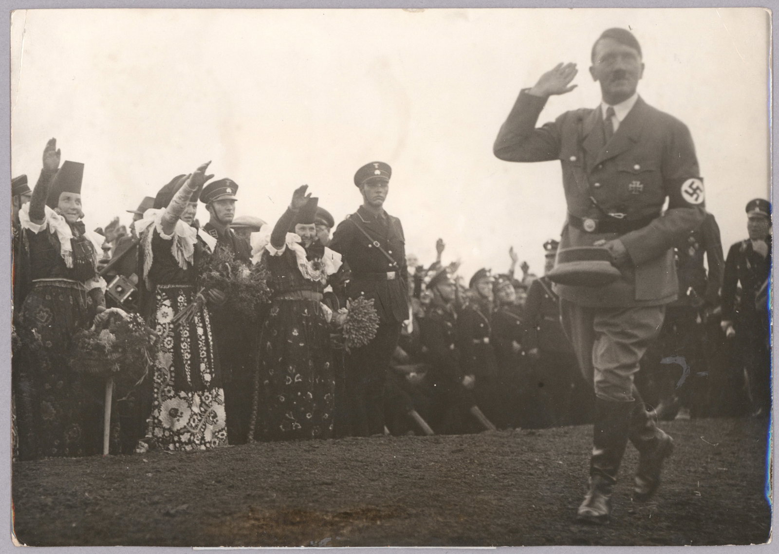 ADOLF HITLER (25) - 4