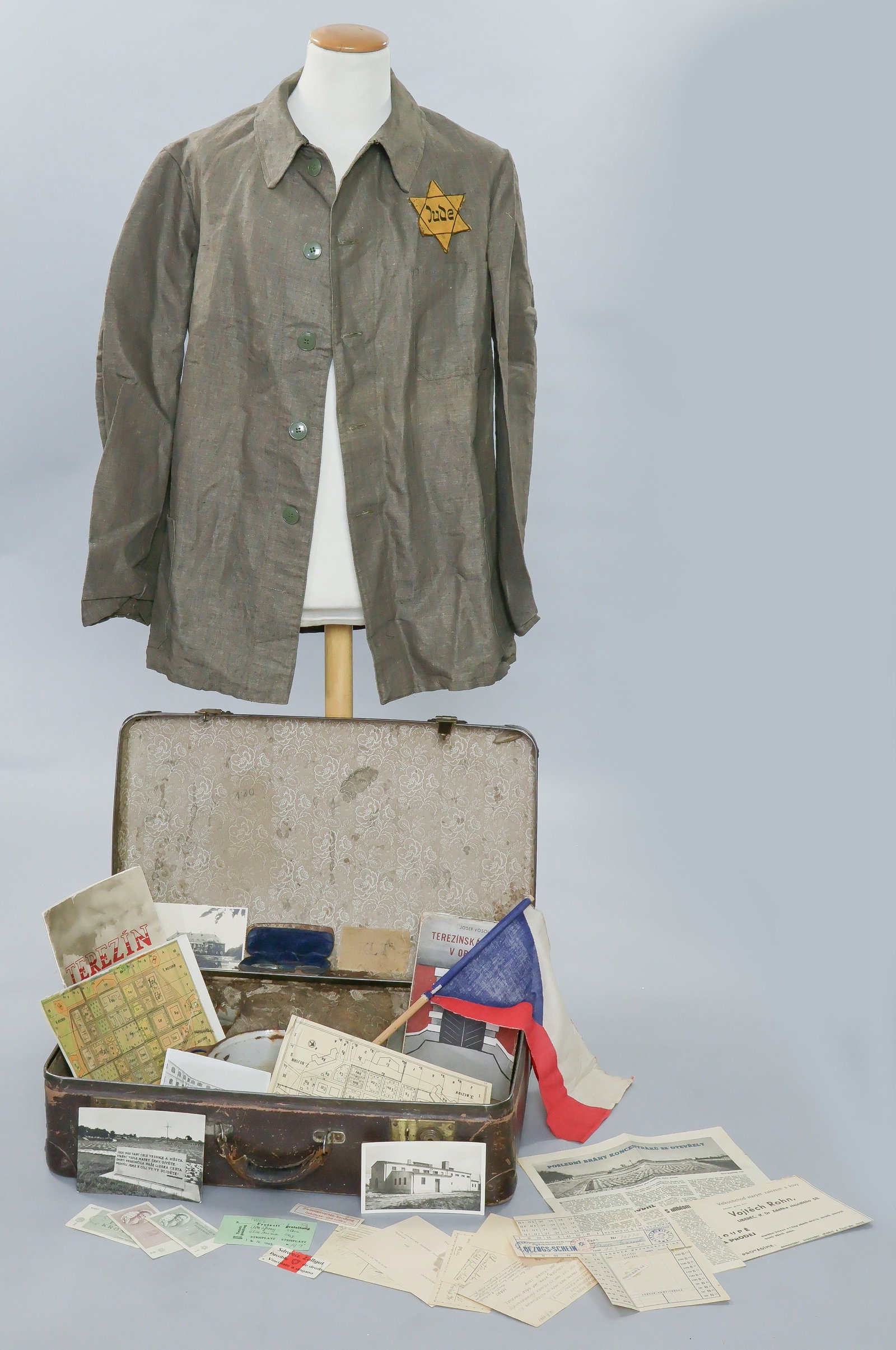 THERESIENSTADT CAMP SURVIVIOR'S STAR, CLOTHING, PERSONAL EFFECTS AND DOCUMENTS (1 of 7)