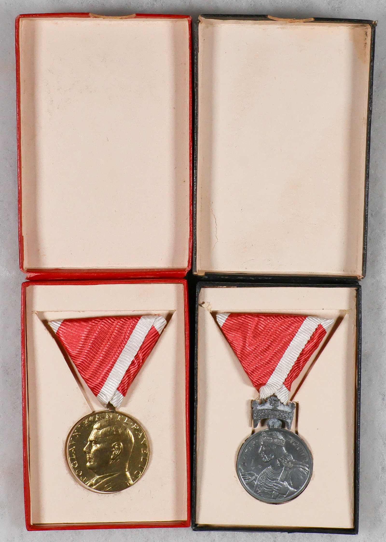 INDEPENDENT STATE OF CROATIA BRAVERY MEDALS (2): A good pair of World War II-era medals of the Independent State of Croatia, includes: the Medal of the Crown of King Zvonimir, Iron Grade, for military achievement, 1.5 in. dia., depicting the