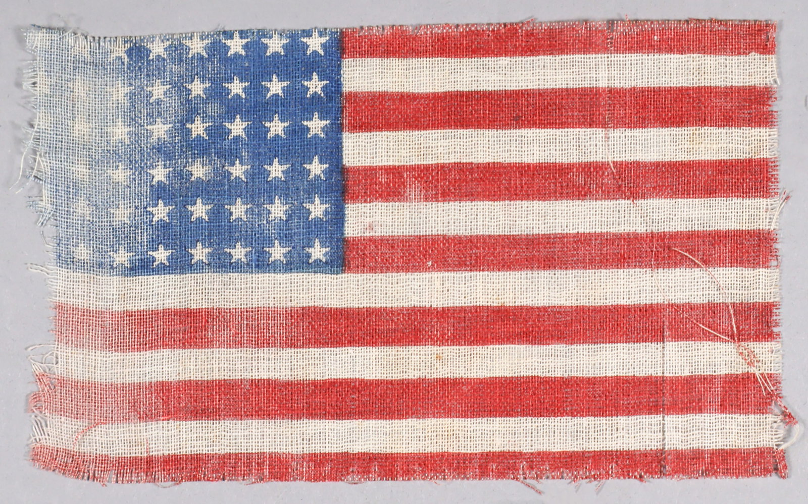 U.S. AIRBORNE UNIFORM SLEEVE FLAG (1 of 2)
