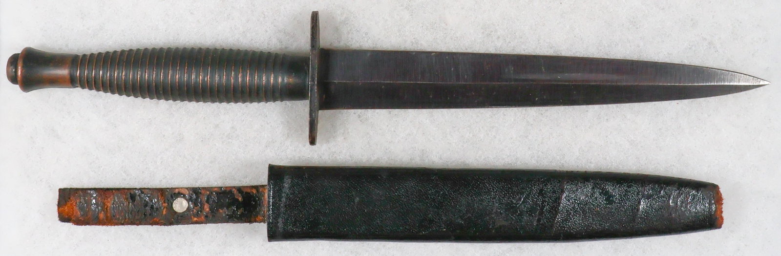 FAIRBAIRN-SYKES COMMANDO KNIFE (1 of 10)