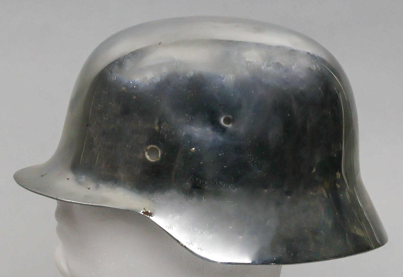 THIRD REICH CHROMED PARADE HELMET (1 of 8)