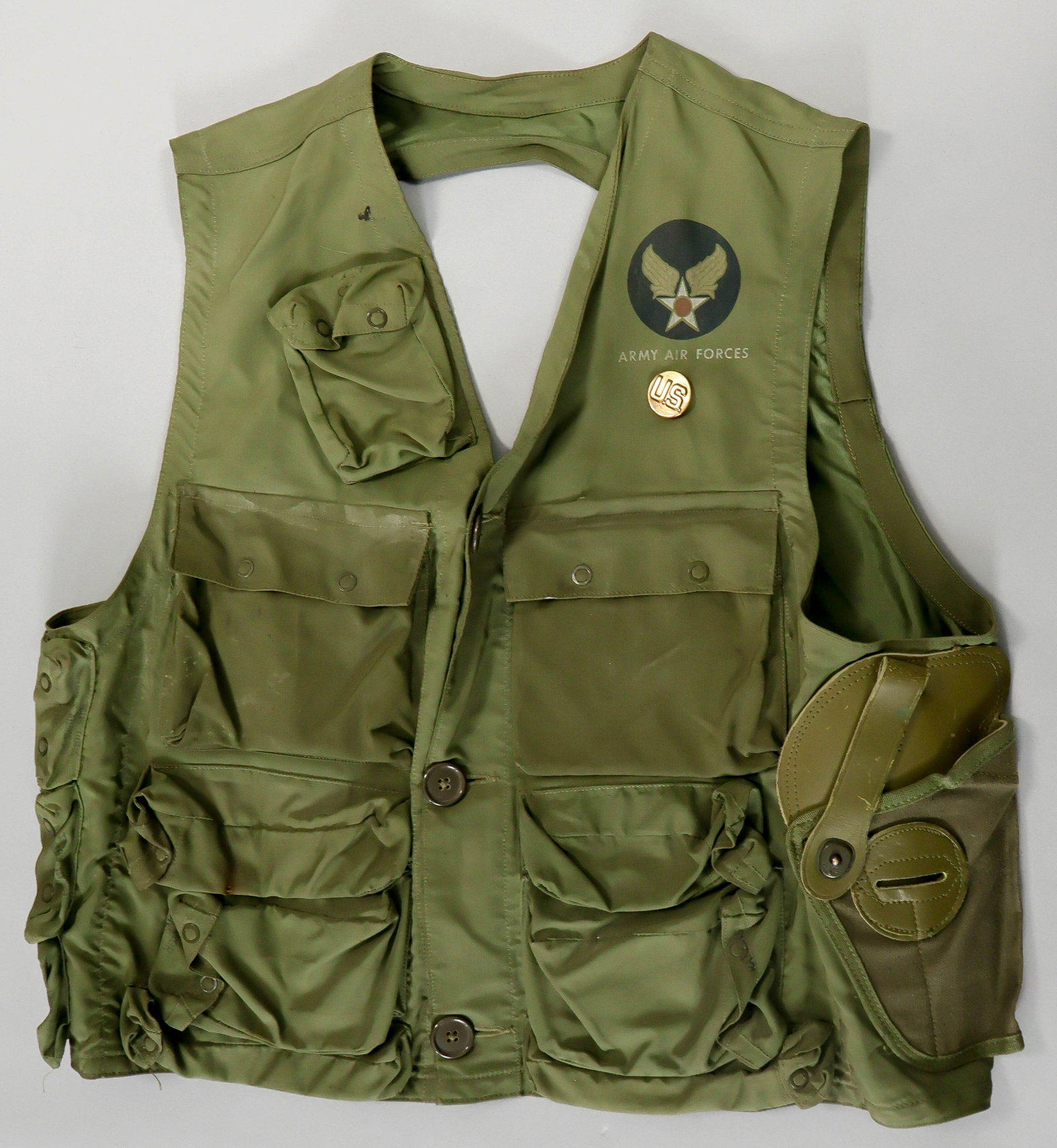 U.S. ARMY AIR FORCES TYPE C-1 EMERGENCY SUSTENANCE VEST (1 of 9)
