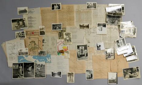 WACS IN NEW GUINEA PHOTO AND EPHEMERA