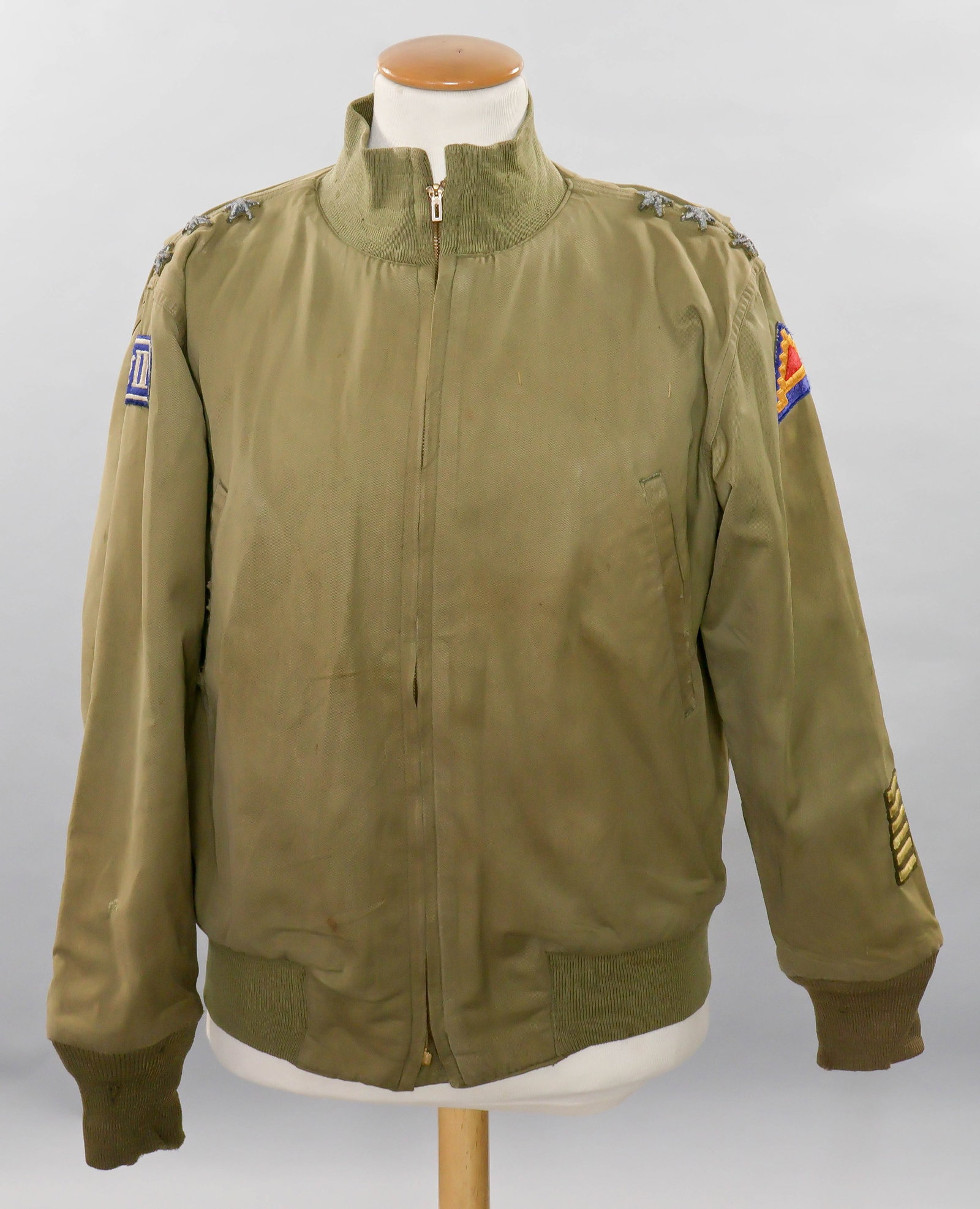 LT. GEN. GEOFFREY KEYES' M-42 COMBAT WINTER JACKET (1 of 10)