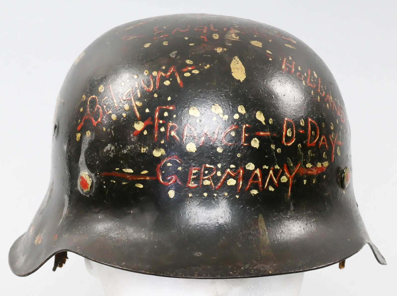 CAPTURED GERMAN M42 HELMET 'DECORATED' BY A HAPPY G.I. (1 of 12)