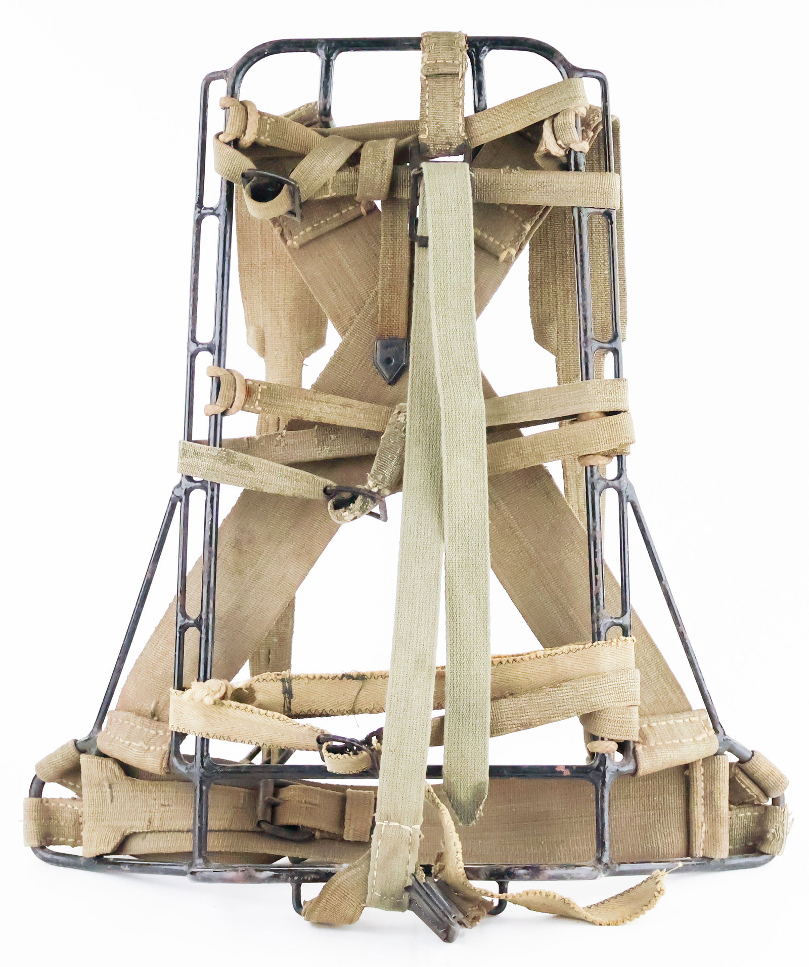 GERMAN M-39 PACK FRAME - 3