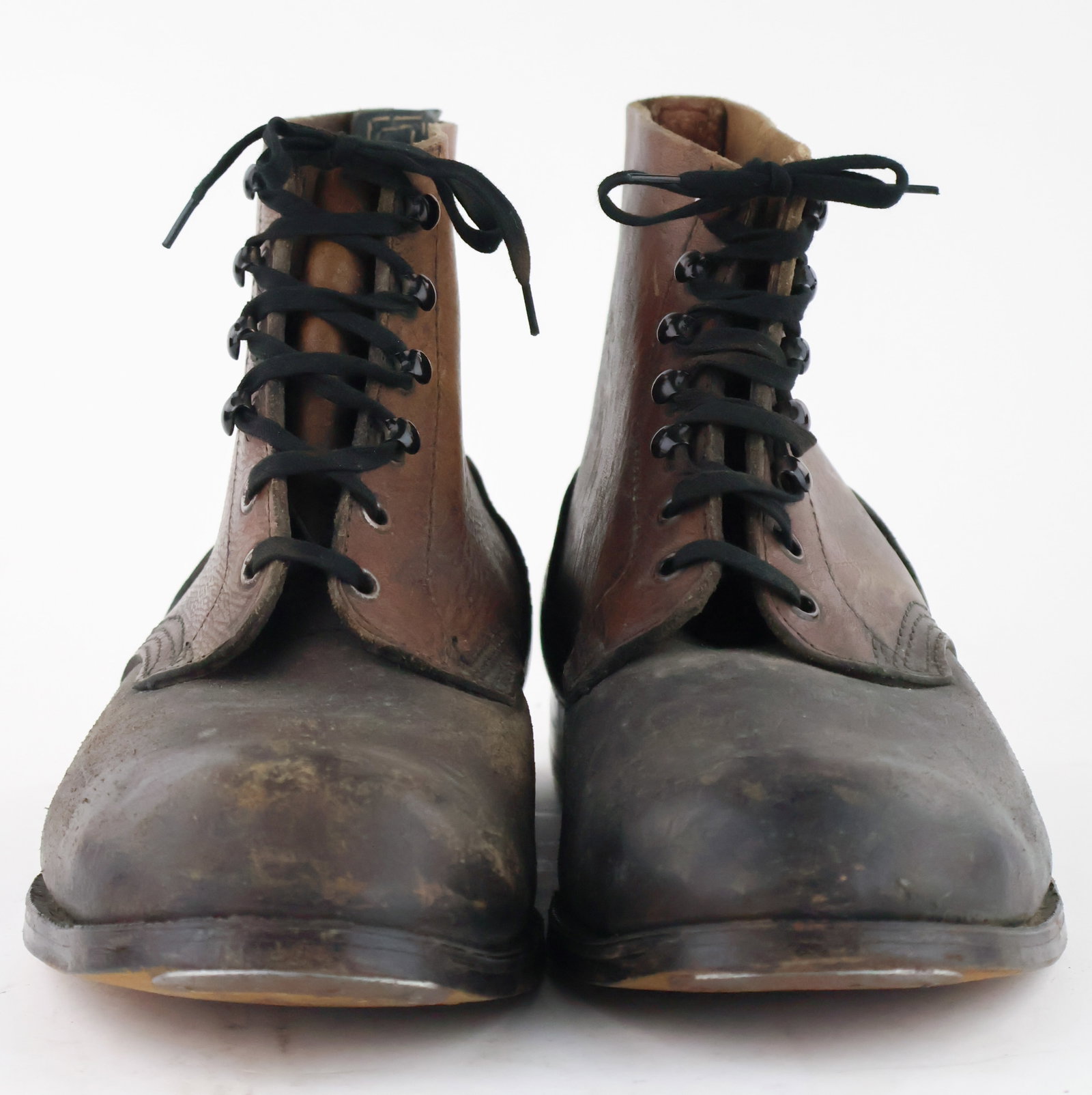 GERMAN WORLD WAR II NCO BOOTS (1 of 6)