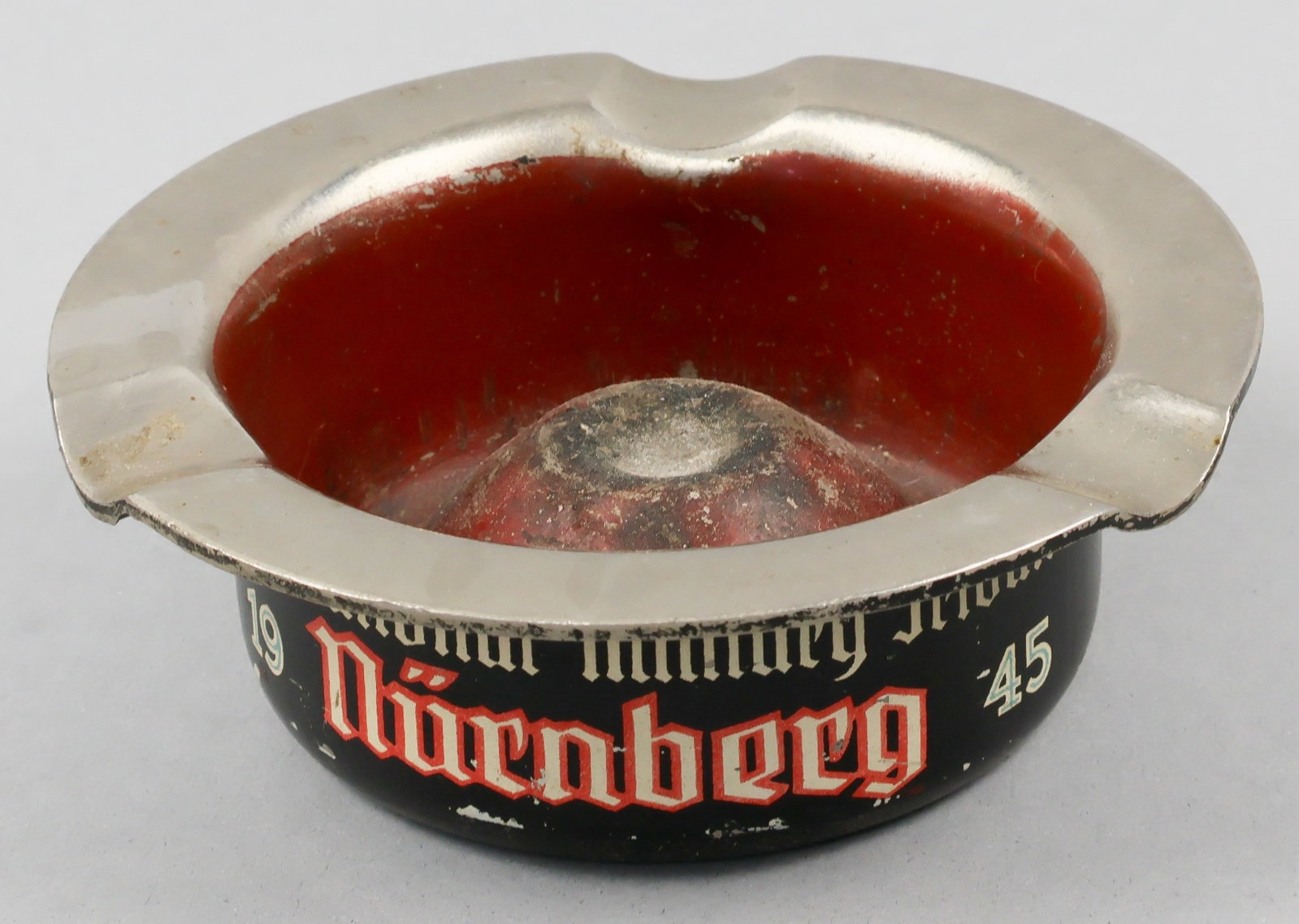 NUREMBERG INTERNATIONAL MILITARY TRIBUNAL ASHTRAY: Official ashtray issued for use at the International Military Tribunal of 1945. The Trial of the Major War Criminals was held in the Nurnberg Courthouse between Nov. 20, 1945 and Oct. 1, 1946. This