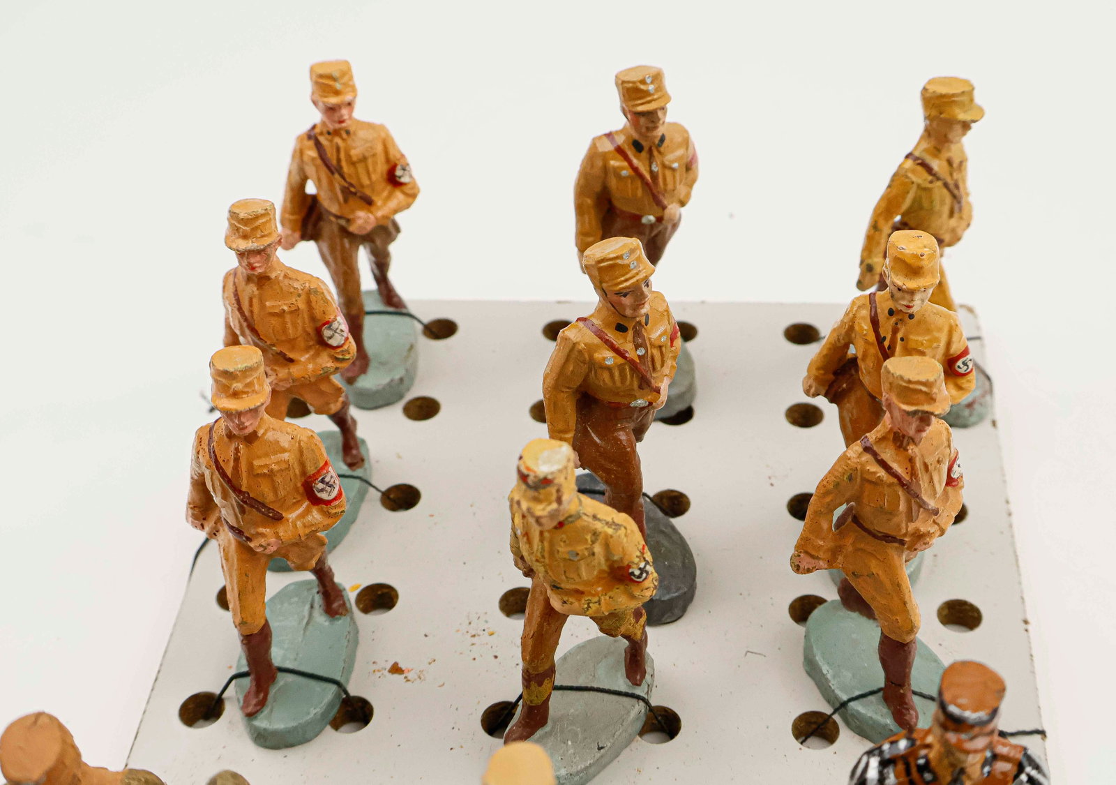 SA STORMTROOPER ‘ELASTOLIN’ SOLDIERS - 5