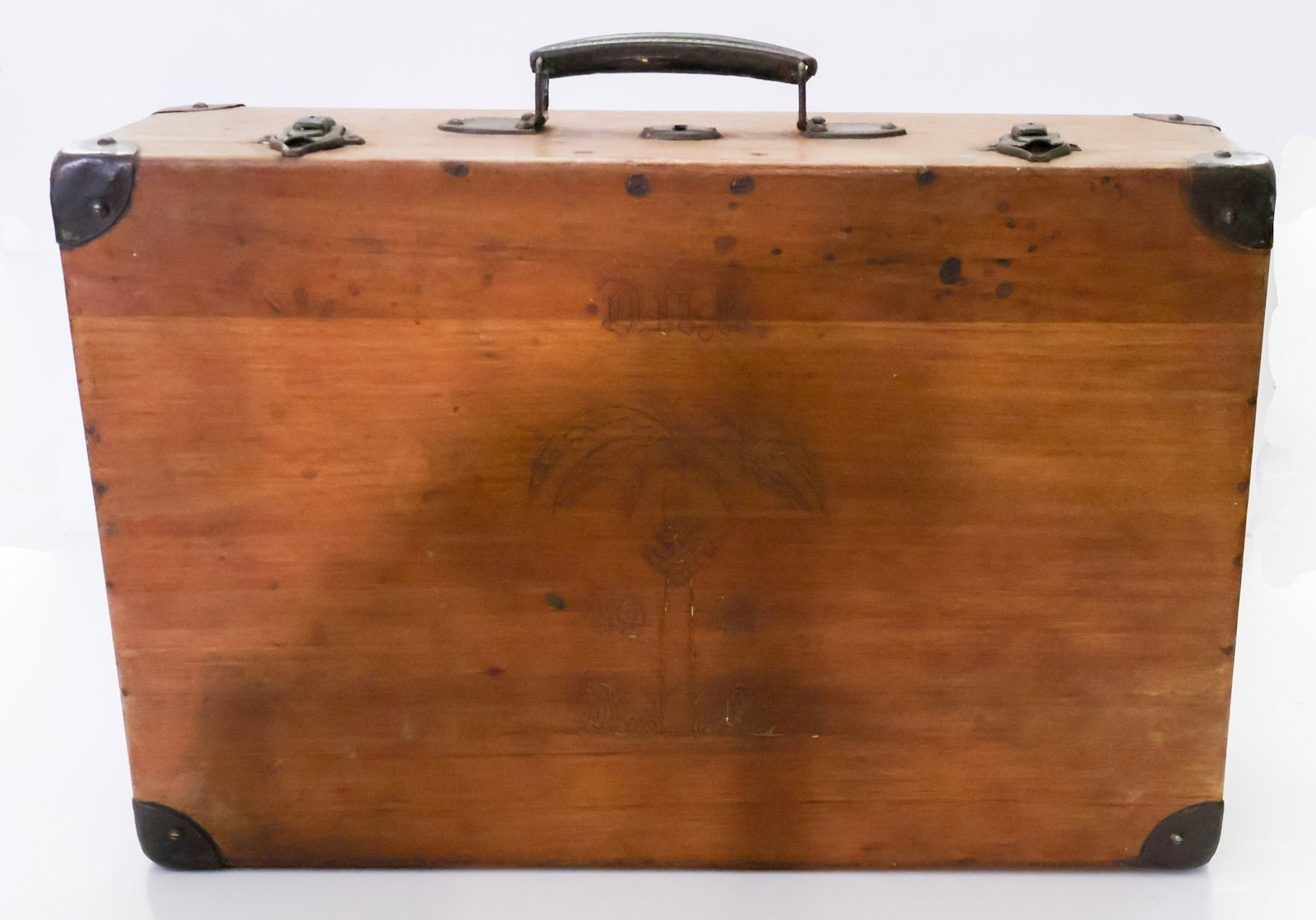 WOODEN AFRIKA KORPS SUITCASE (1 of 8)
