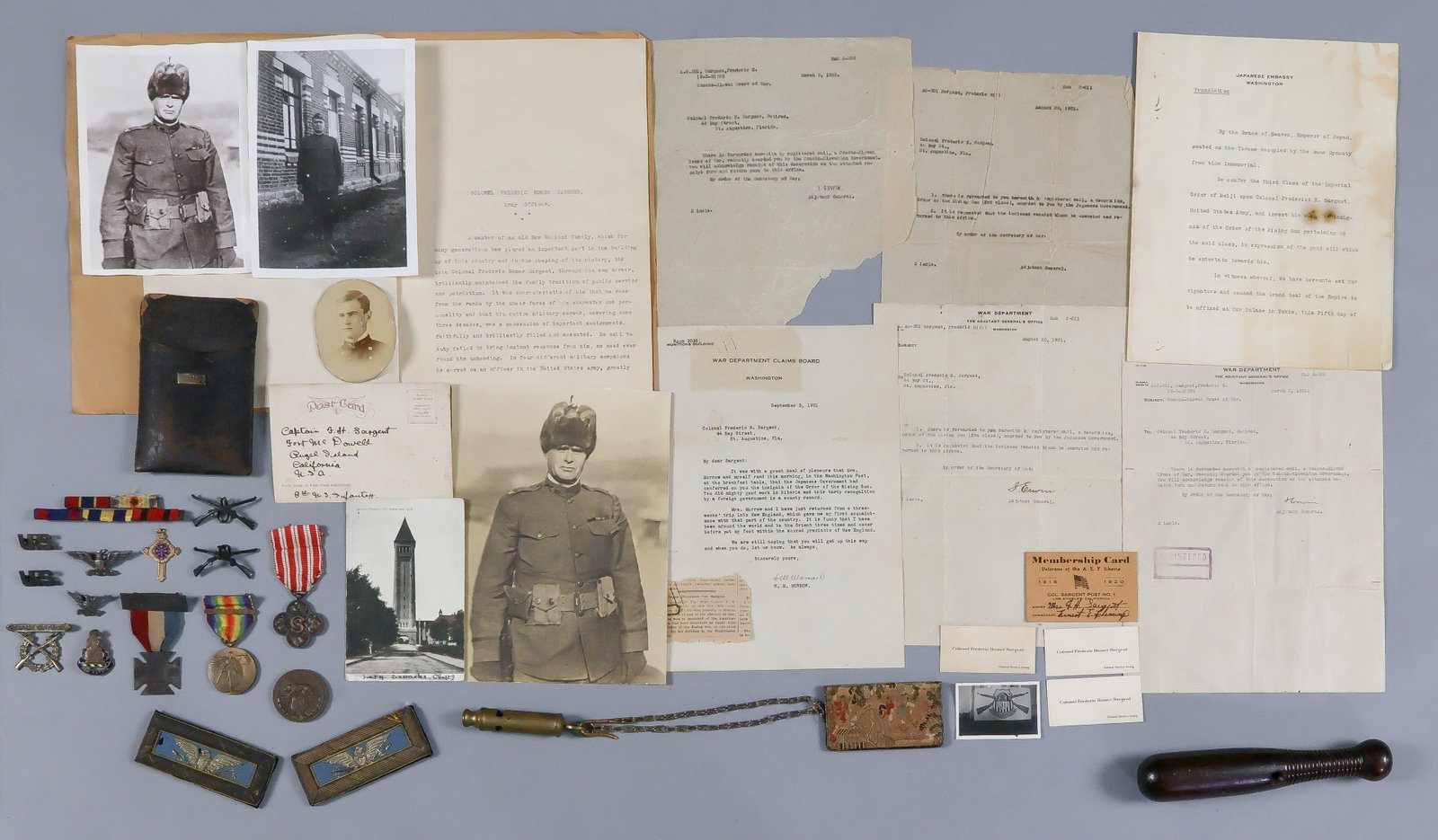 COL. FREDERICK H. SARGENT SIBERIAN MEDAL AND OTHER INSIGNIA AND RELICS (1 of 20)