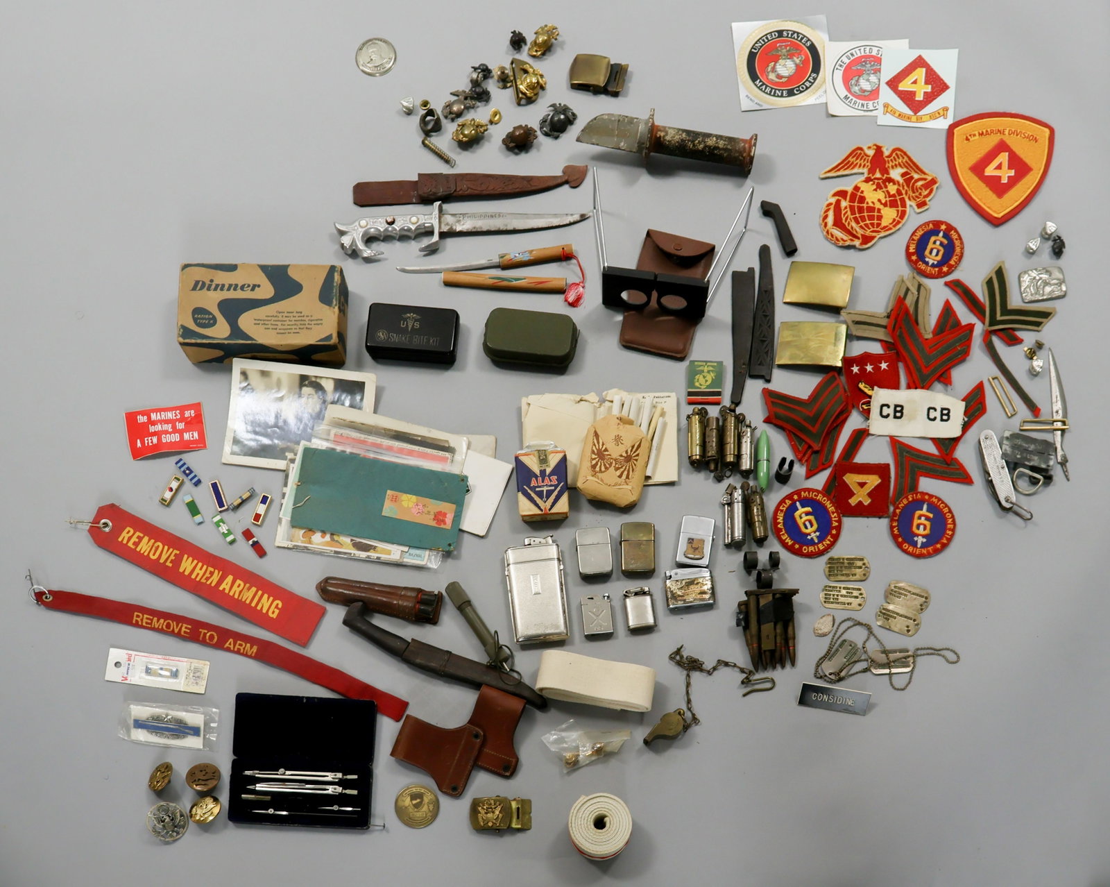 U.S. MILITARY INSIGNIA, ACCOUTERMENTS AND SOUVENIRS (1 of 17)