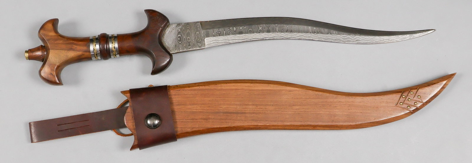 CHILANUM -STYLE DAGGER - 2