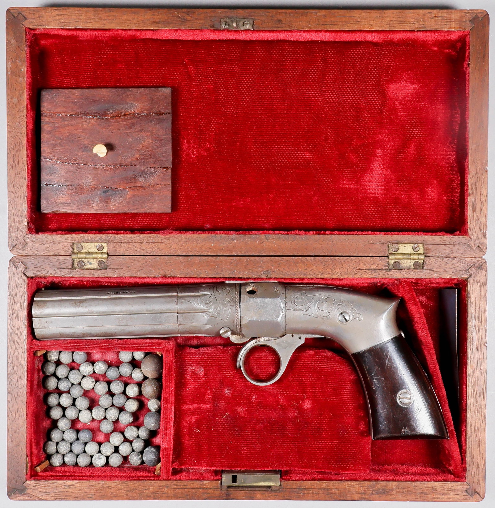 BOXED ROBBINS & LAWRENCE PEPPERBOX 5-SHOT REVOLVER: A rare boxed Robbins & Lawrence Leonard's Patent 5-shot Breechloading Pepperbox pistol in .31 caliber with concealed hammer and ring trigger. The Samuel Robbins and Richard Lawrence unique design feat