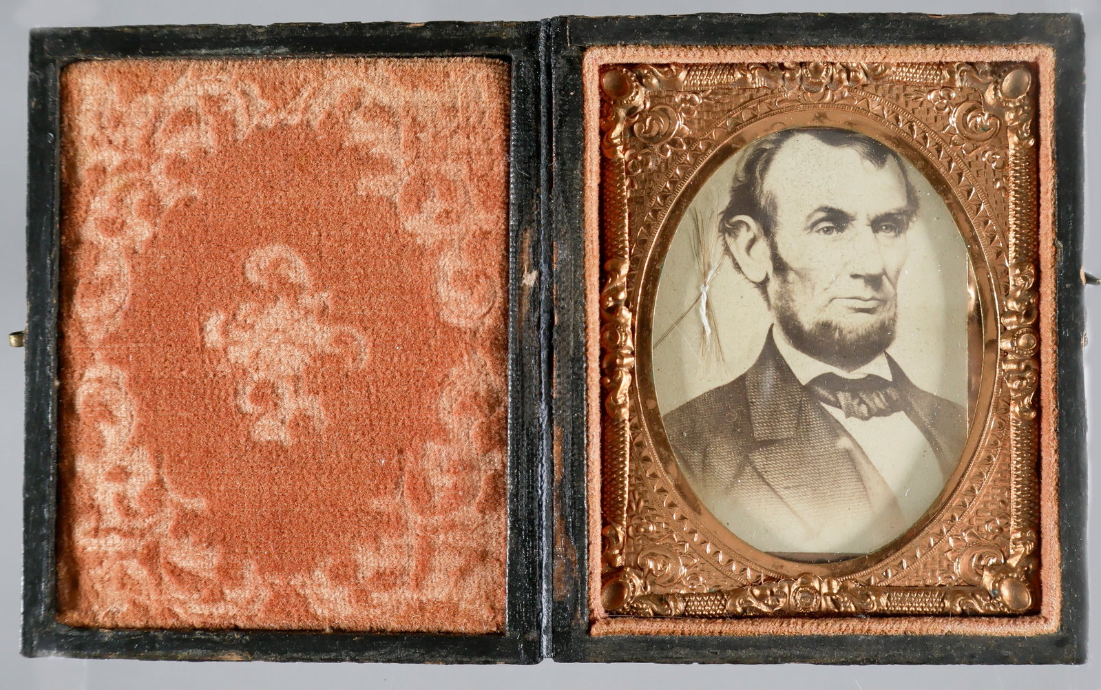 A SMALL LOCK OF ABRAHAM LINCOLN'S HAIR (1 of 3)