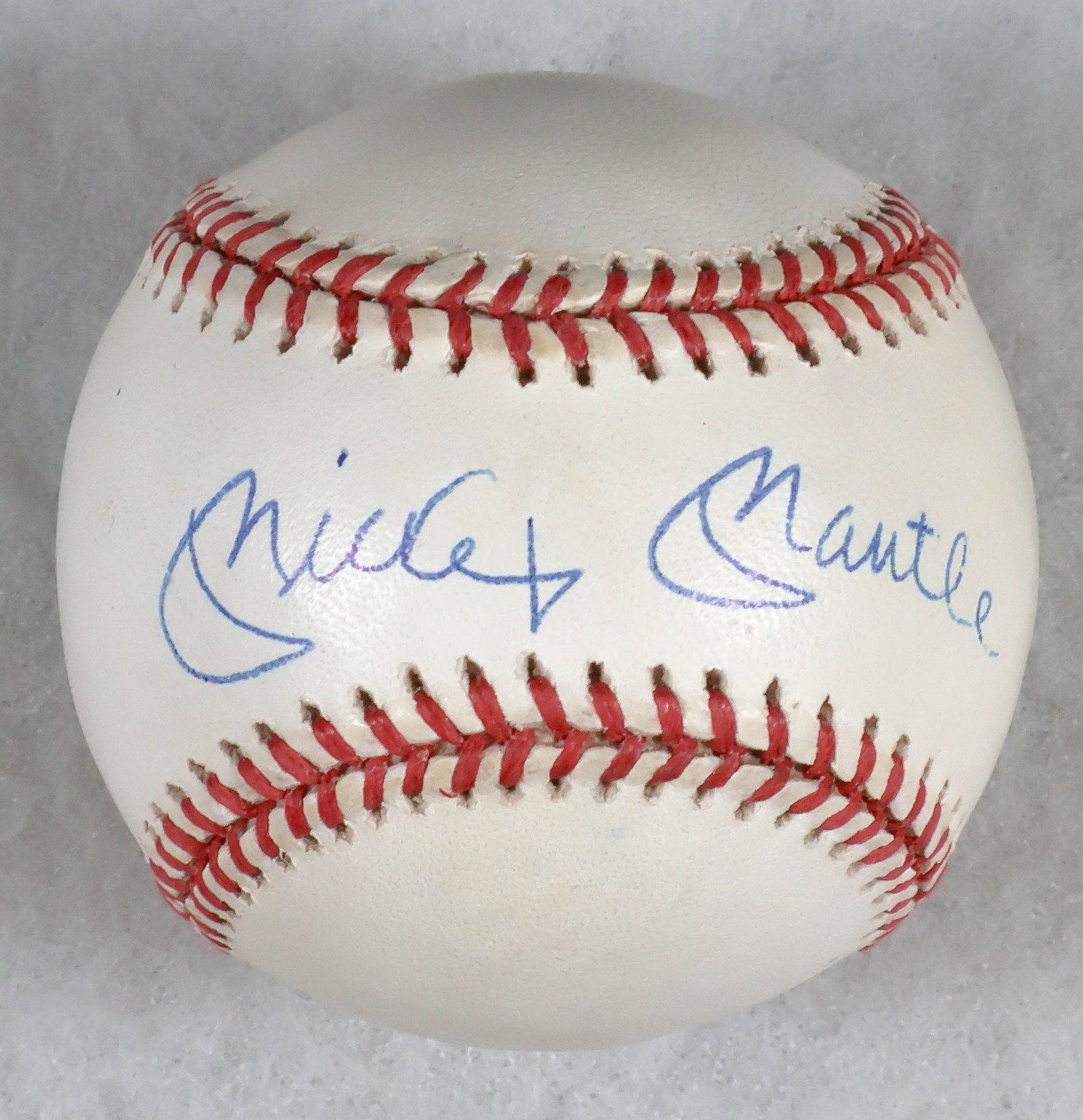 MICKEY MANTLE: (1931-1995) Yankee Hall of Famer who hit 536 home runs and was a Triple Crown winner and three-time M.V.P. A Rawlings Official Bobby Brown American League baseball, signed by Mantle in the