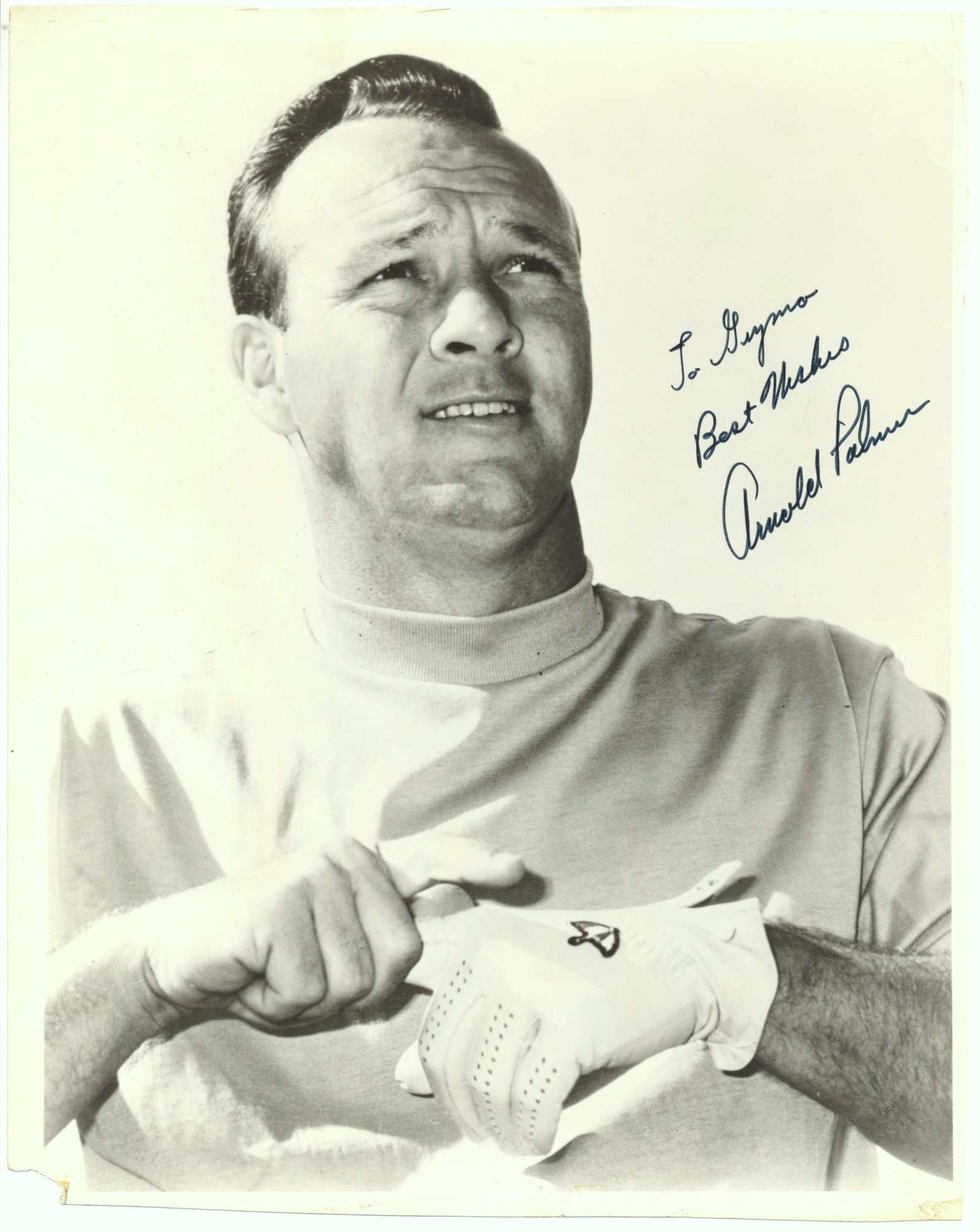 ARNOLD PALMER: (1929 - 2016) American professional golfer, winner of numerous titles and championships, widely regarded as one of the greatest players in the history of golf. Terrific vintage I.S.P., 8 x 10 in.