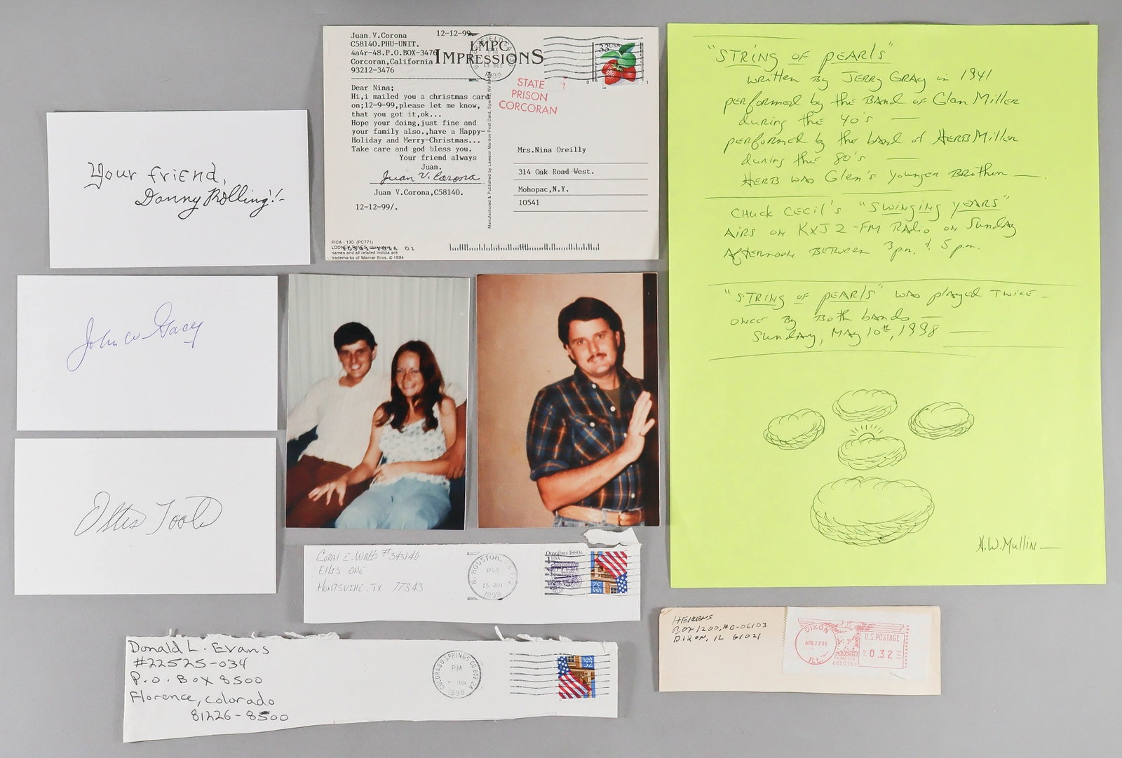 SERIAL KILLERS (12): A group of 12 items by American serial killers, in various formats. Includes: a signed poem and sketch on an 8.5 in. x 11 in. yellow sheet by "Earthquake Killer" HERBERT MULLIN; 3x5 in. index cards si