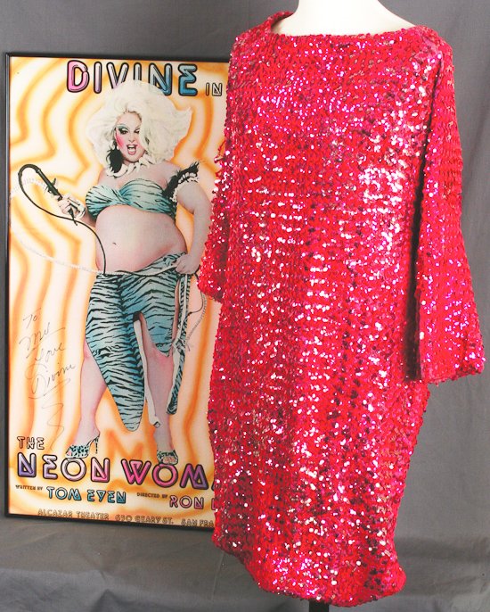 DIVINE'S DRESS, RING AND MORE: DIVINE'S DRESS, RING AND MORE HARRIS GLENN MILSTEAD (1945 -1988) Noted cross-dressing actor who appeared in numerous John Waters films including Multiple Maniacs, Pink Flamingos, and Hairspray. A grea