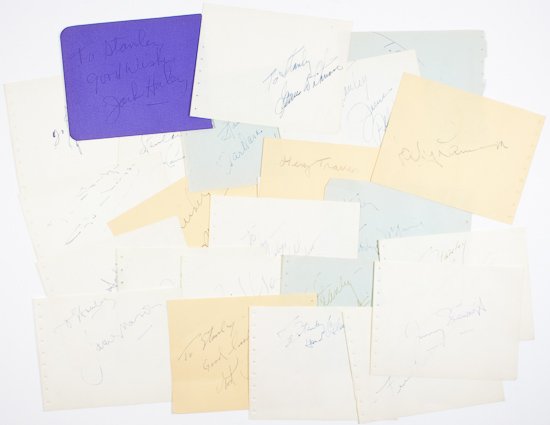 HOLLYWOOD: HOLLYWOOD Lot of 26 signatures of Hollywood actors on album pages, almost all on individual album pages. Included is: FRED ASTAIRE, FRED MACMURRAY, JIMMY STEWART, ROD CAMERON, JAMES MASON, HAMES WHITM
